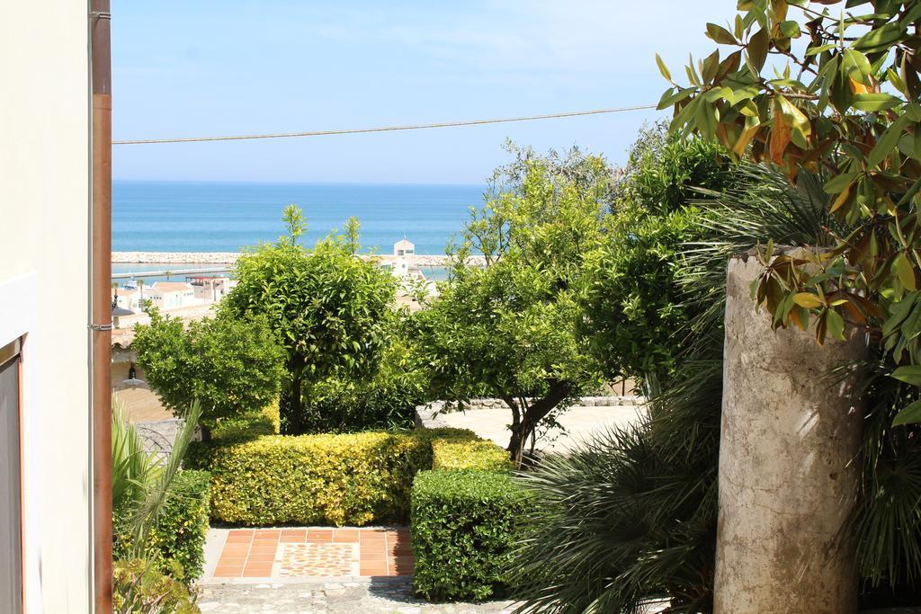 Albergo Villa Vittoria Rodi Garganico Zewnętrze zdjęcie